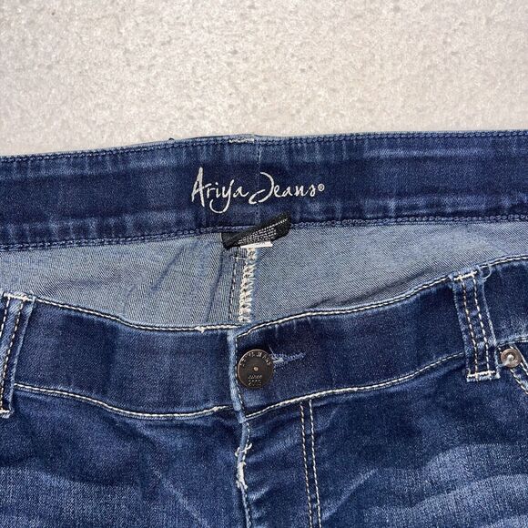 SILVER Women's SLIM Blue Stretch Denim PULL UP Jeans (Plus Size 20 ) - Picture 3 of 6